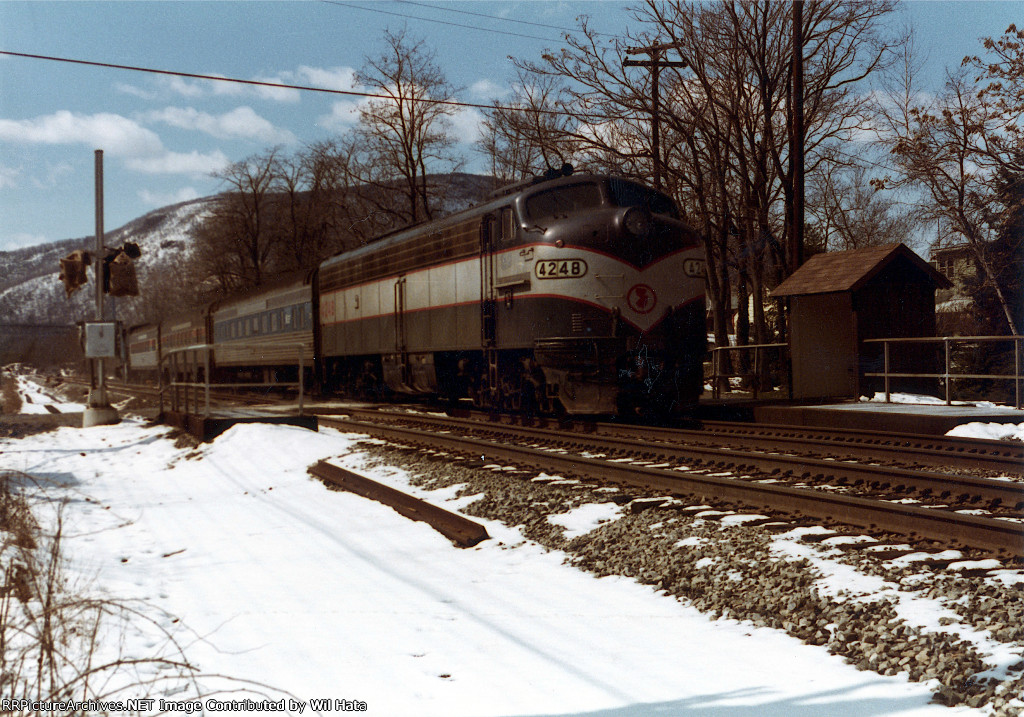 NJT E8A 4248